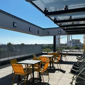 - The Niu, Leo By Ihg Nuremberga